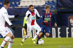 雷速体育官网首页-关于丹麦队碾压马来西亚队，黄鸭组合状态火热的信息