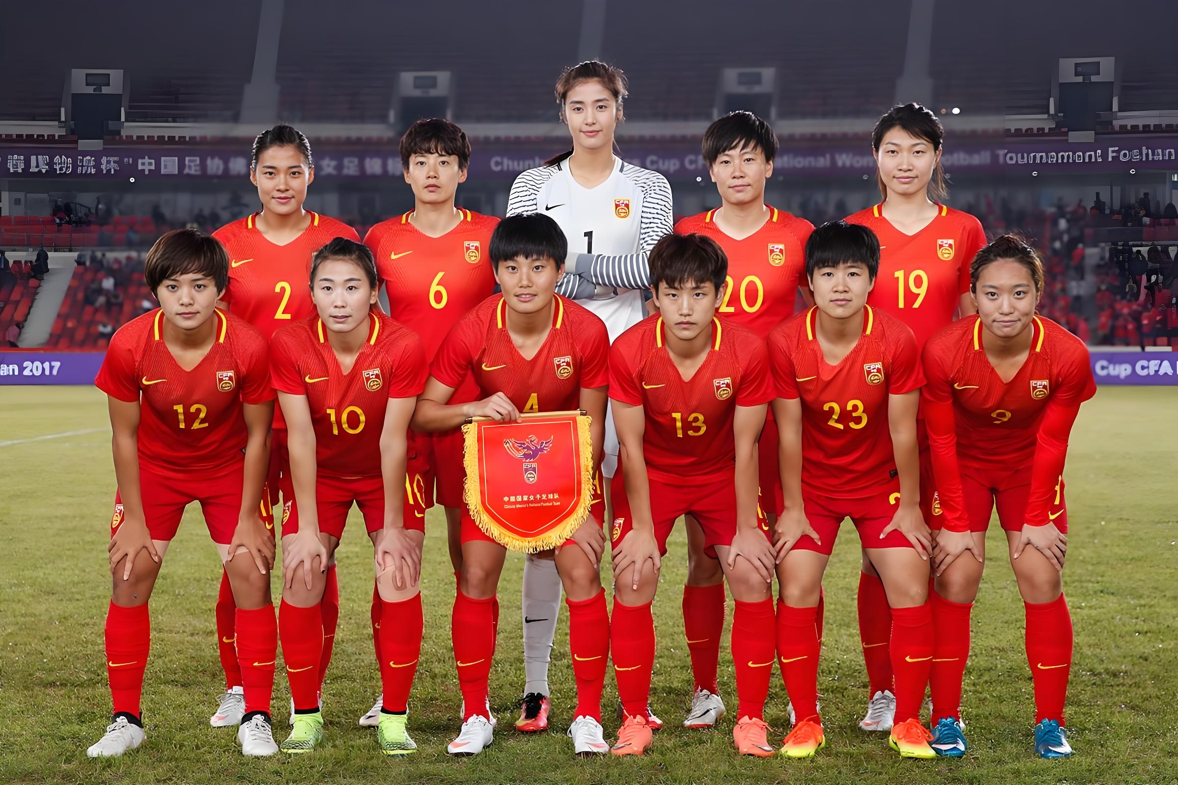 包含澳洲队女足乘胜追击势不可挡的词条