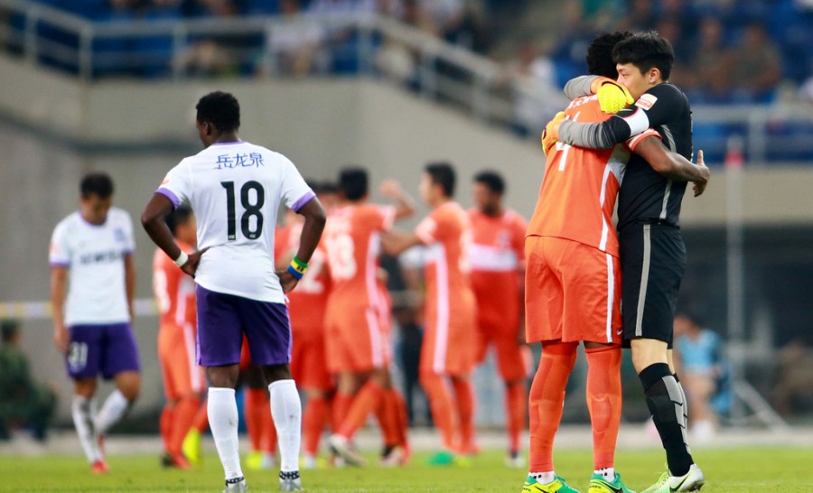 鲁能主场大胜深圳,保持保级位置,稳定表现 鲁能主场大胜深圳,保持保级位置,稳定表现