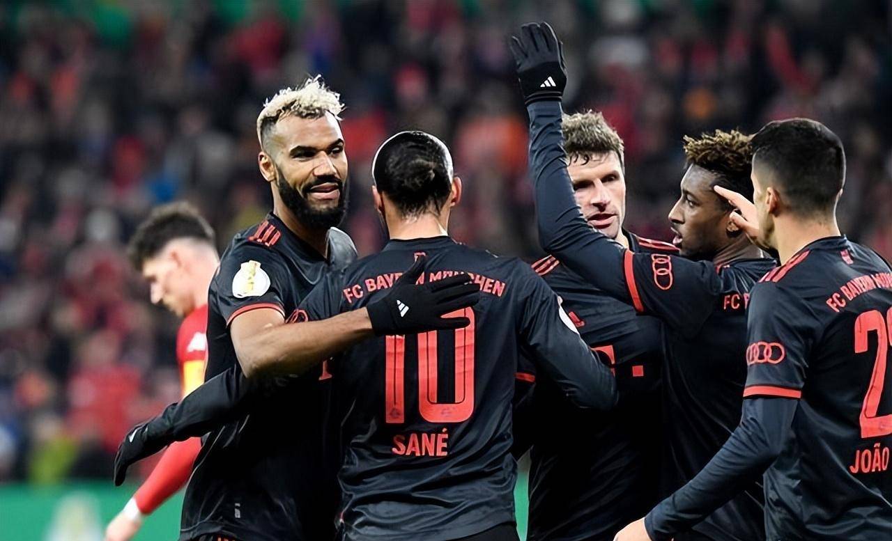 拜仁慕尼黑客场大捷,球队状态飙升备战接下来的比赛 拜仁慕尼黑客场大捷,球队状态飙升备战接下来的比赛