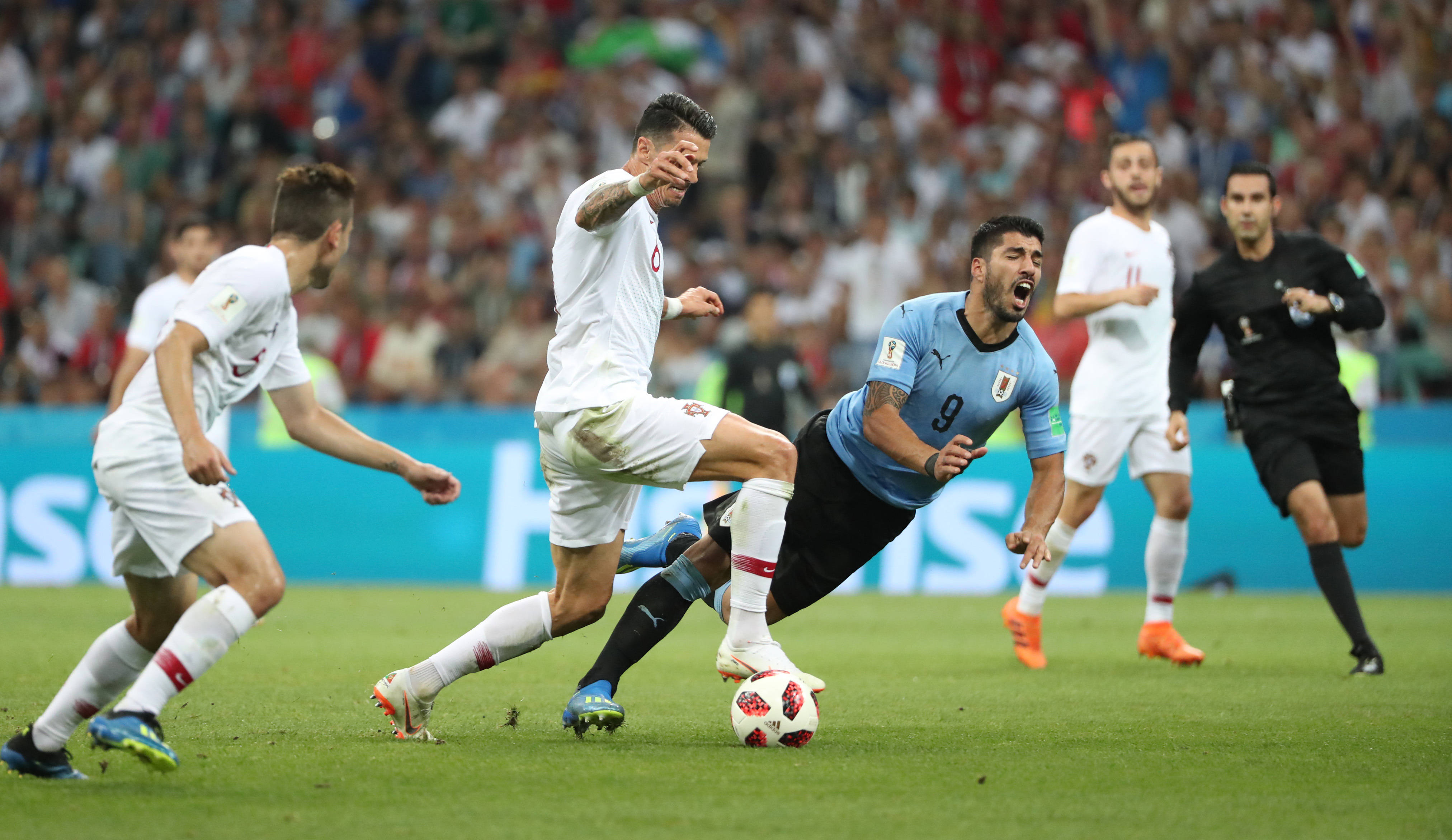 包含乌拉圭完胜巴西,加维制霸全场的词条 包含乌拉圭完胜巴西,加维制霸全场的词条