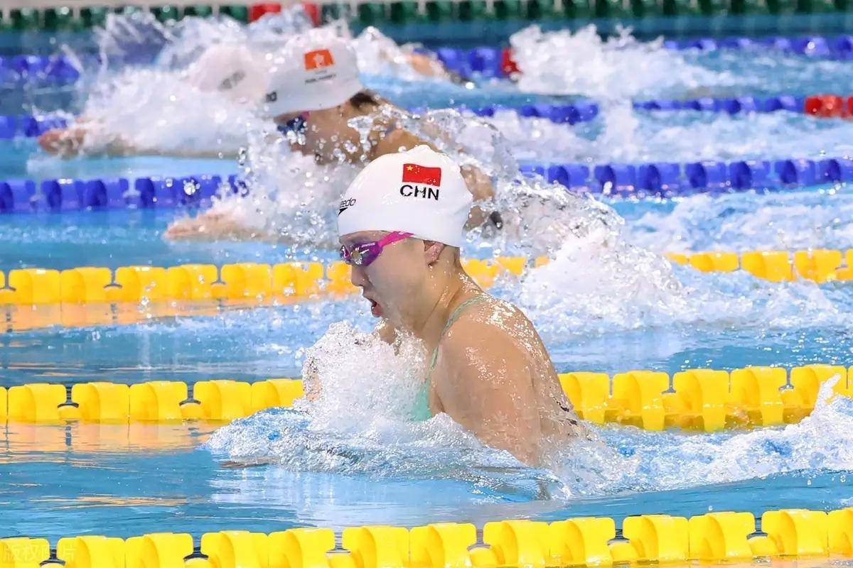 神仙对局!游泳比赛过程堪比大片 神仙对局!游泳比赛过程堪比大片